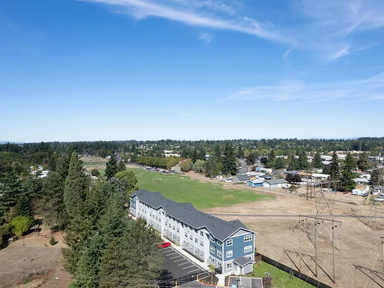 Bridger Court Apartments — Photo 7
