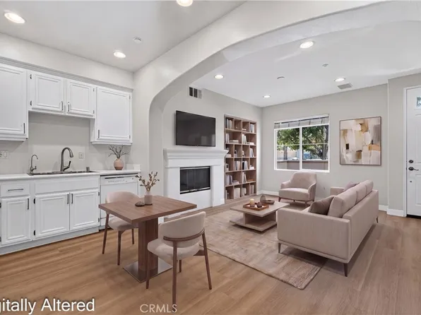 90 Topaz, Irvine, CA 92602