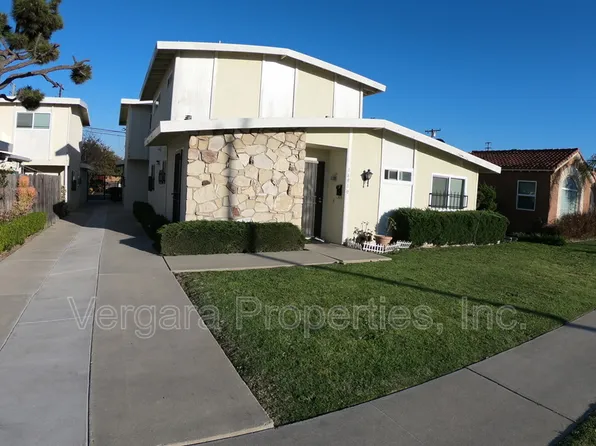 18012 Manhattan Pl, Torrance, CA 90504