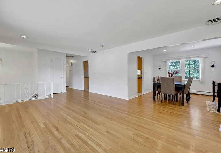 11 Rande Dr — Photo 8