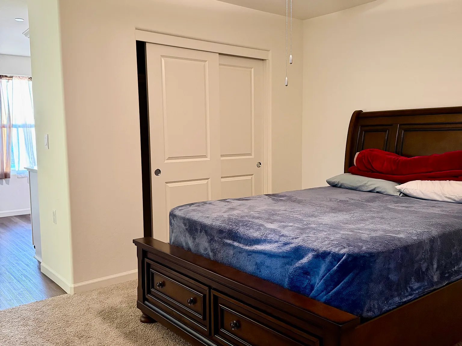 1 bed, 750 sqft, $1,200 — Photo 3