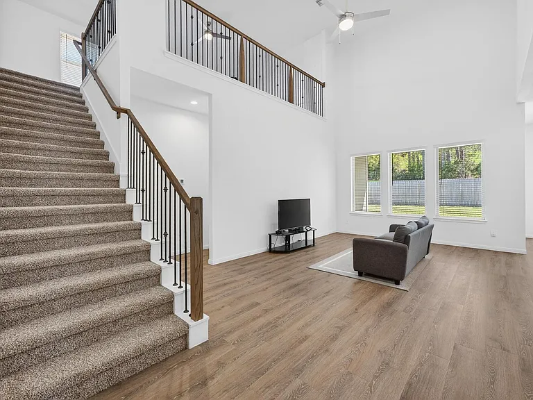 1502 Crystal Falls Dr — Photo 8