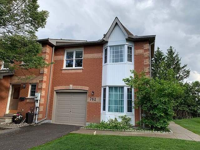2nd image of 762 Caradonna Cres #11