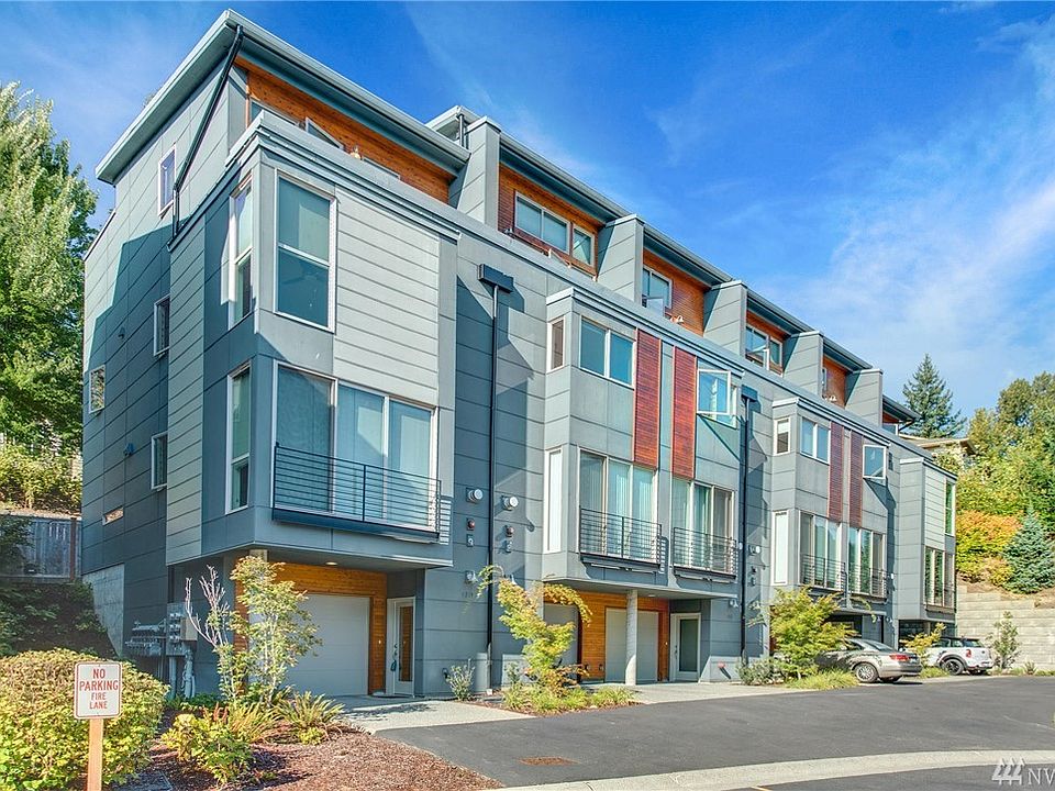 1st image of 4238 213th Pl SE #22