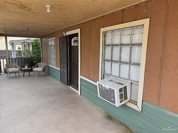 2nd image of 1927 Loma Vista Dr