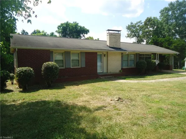 490 S Main St, Denton, NC 27239