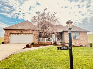 81 Cortland Rd, Bridgeport, WV 26330
