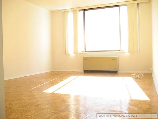 Rented by Bond New York | media 10