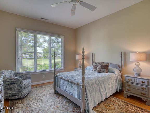 2nd image of 8924 Woodcreek Cir