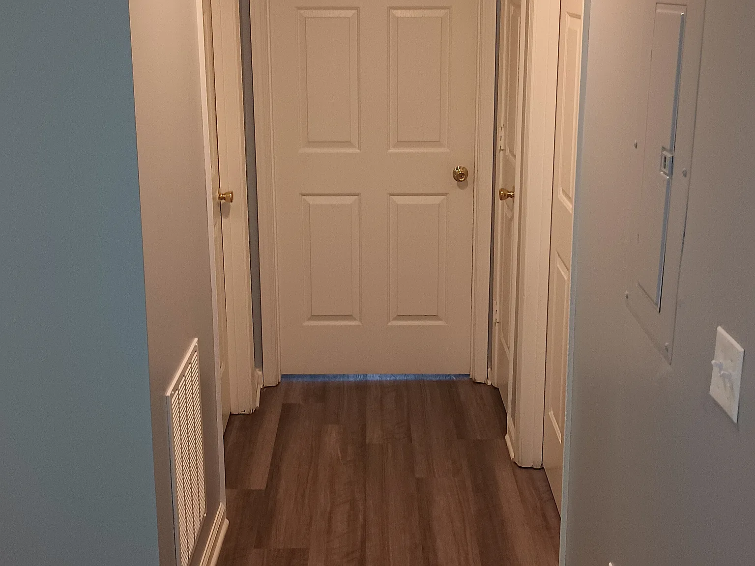 3 bed, 1150 sqft, $1,200 — Photo 2