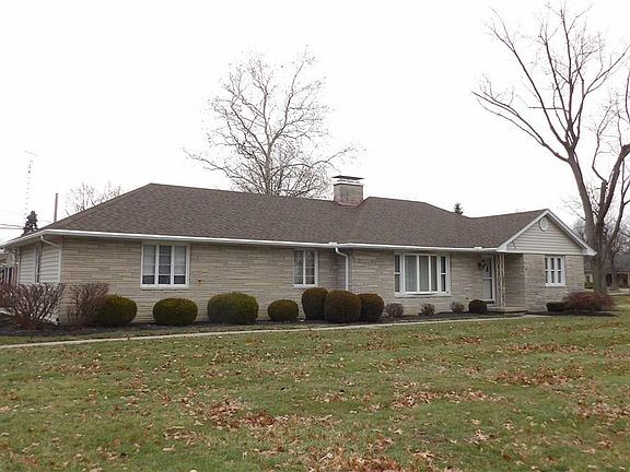 2nd image of 302 E Park Dr