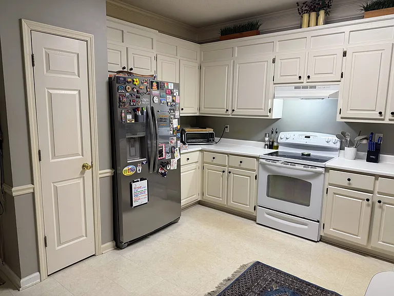 307 Lake Lennox Dr — Photo 9