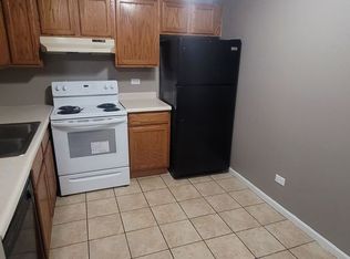 2226 W Nichols Rd #A, Arlington Heights, IL 60004