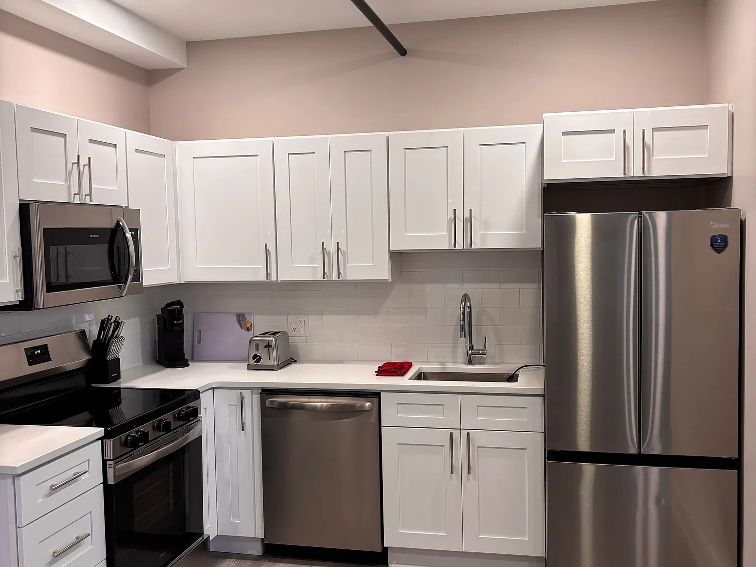 1 bed, 480 sqft, $1,600 — Photo 4