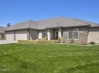 9003 Whatcom Ave, Yakima, WA 98903