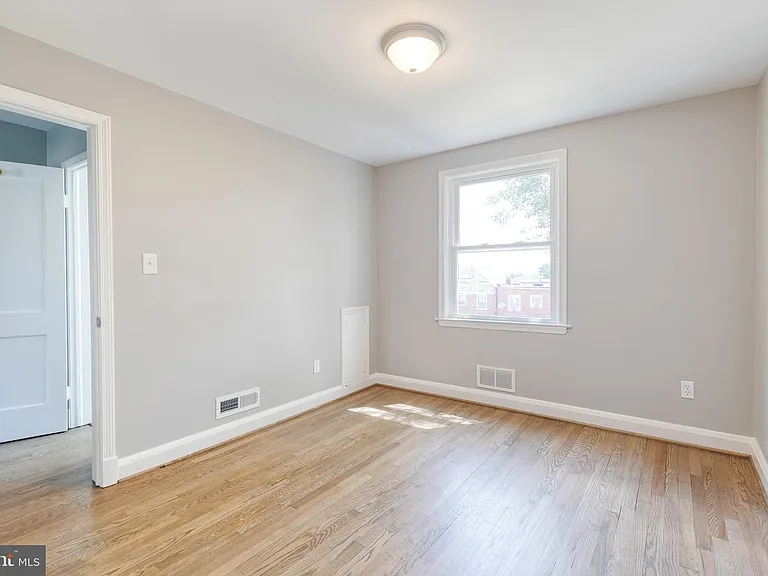 633 Lucia Ave — Photo 13