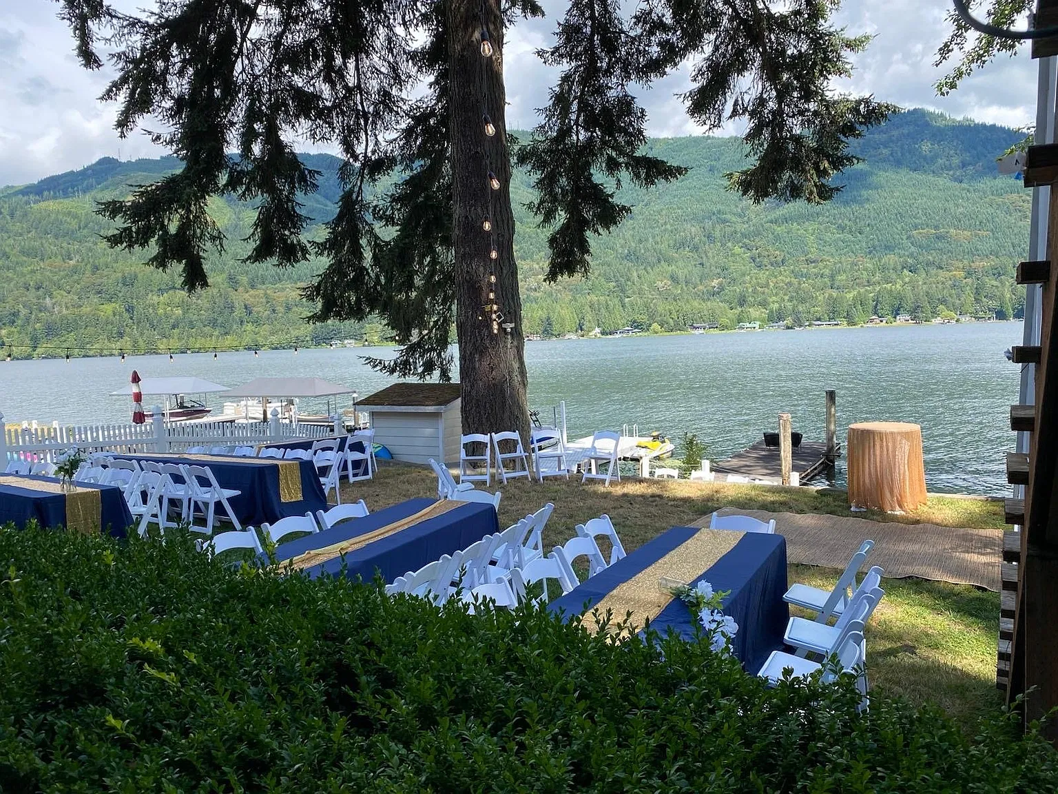 live on the lake melt your day to day stress enjoy peace &quiet shared boat dock sit and catch fish — Photo 2