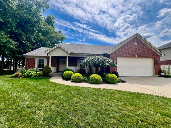 381 Woodside Ct, Batesville, IN 47006