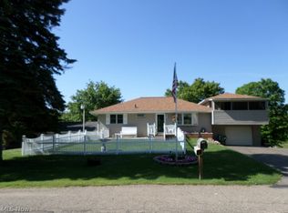 10840 Singer Dr NW, Massillon, OH 44647