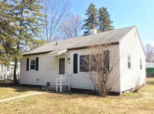 3806 Lancaster St, Midland, MI 48642