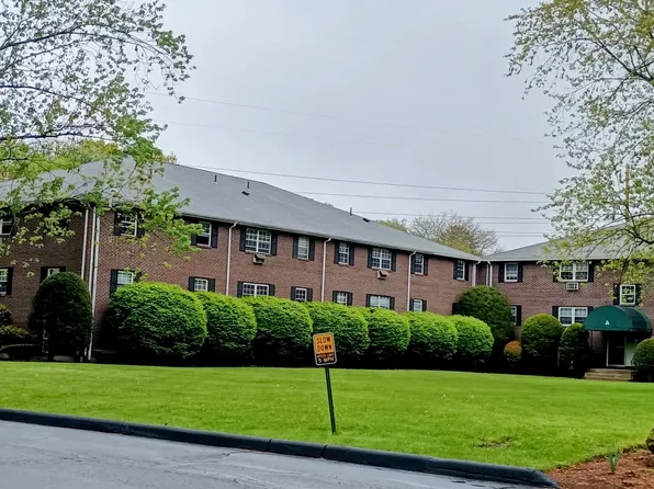 96 Richardson Rd, North Chelmsford, MA