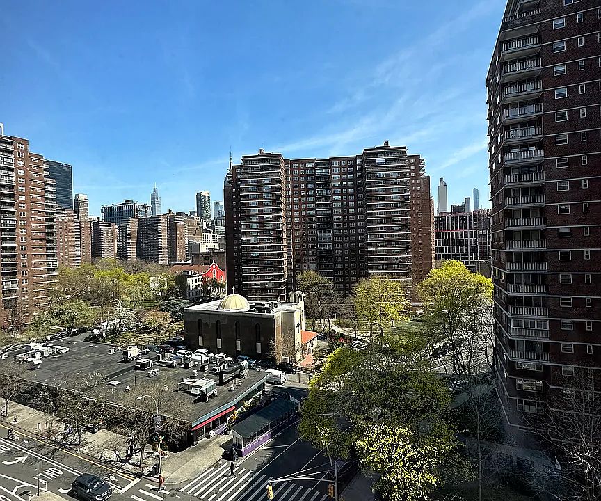 1st image of 405 W 23rd St APT 9D