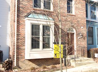 6423 English Ivy Way, Springfield, VA 22152