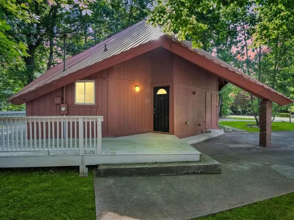 3206 Timbers Rd, Gainesville, GA 30501