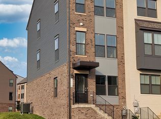 6119 Northwest Dr, Hyattsville, MD 20782