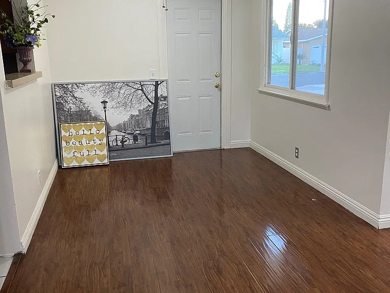 3115 W Olinda Ln — Photo 23