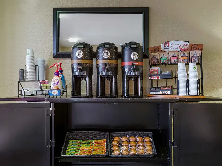 Free Grab-and-Go Breakfast