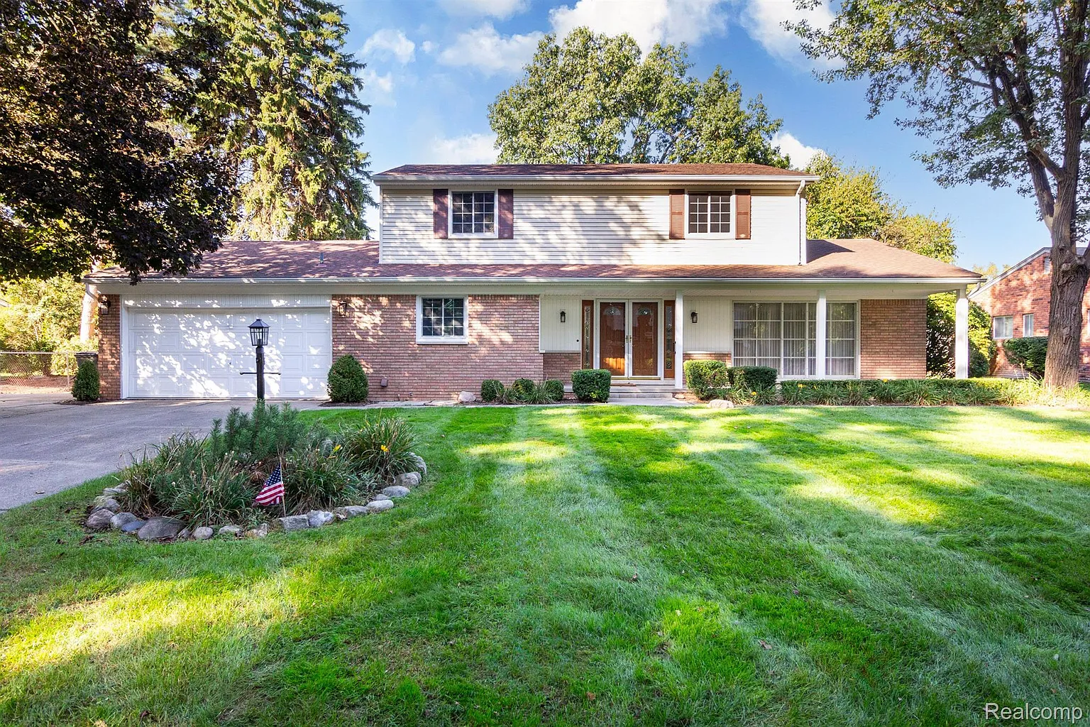 19891 Thousand Oaks Dr photo 1