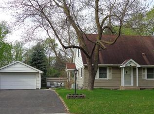 8864 Hale Ave S, Cottage Grove, MN 55016