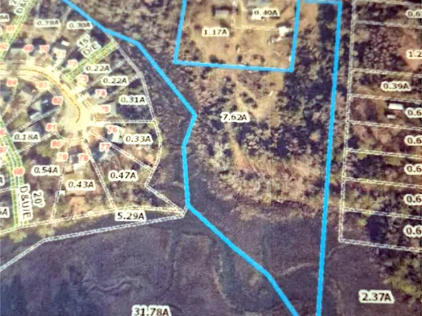 2421 Mayberry Loop Road, Morehead City, NC 28557