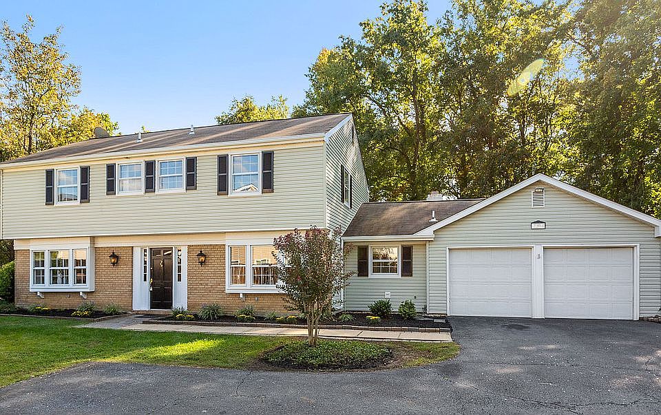 1st image of 7204 Wickford Dr