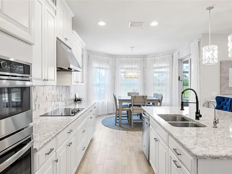 8029 Clementine Ln — Photo 18
