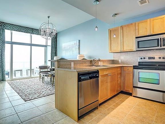 3rd image of 500 Seawall Blvd Unit 913