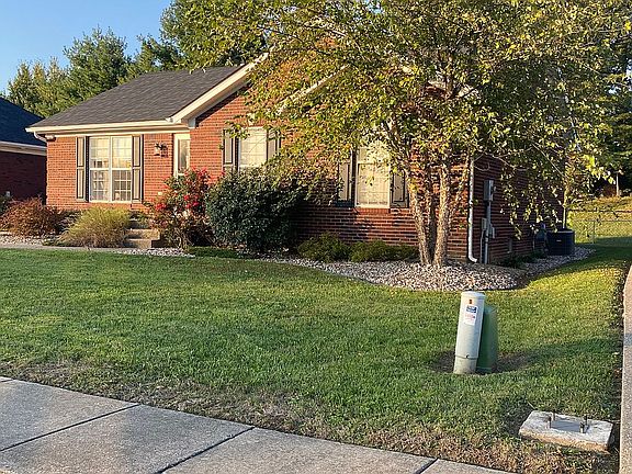 4th image of 111 Holly Hills Dr