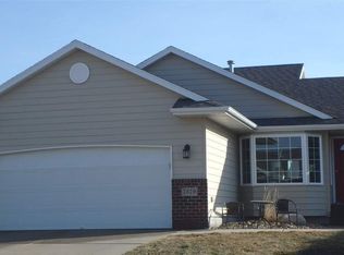 7329 W 52nd St, Sioux Falls, SD 57106