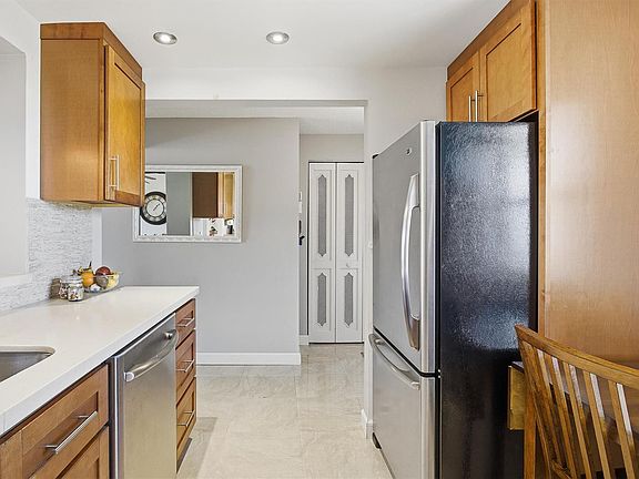 4th image of 311 SE 3rd Street #410