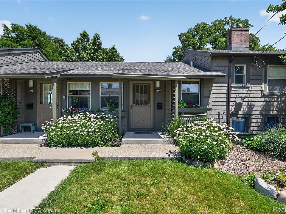1st image of 2655 Whitewood St