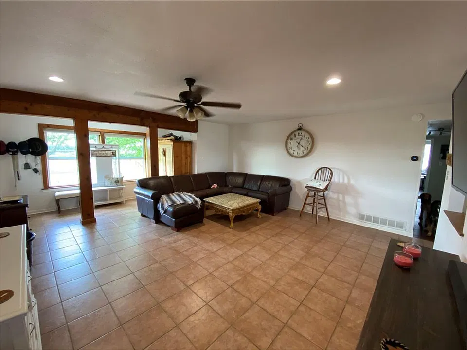 407 Alta Vista Dr #B