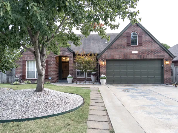 19508 E 49th St S, Broken Arrow, OK 74014