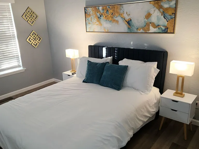11120 Stratford Dr #211 — Photo 20