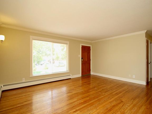 3rd image of 2830 S Vine St