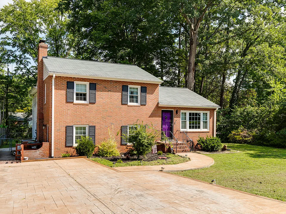 6948 Montauk Dr