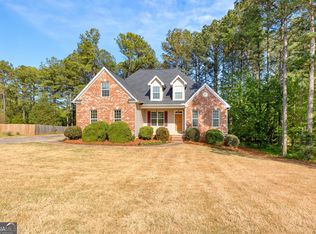 538 Kaitlin Cir, Griffin, GA