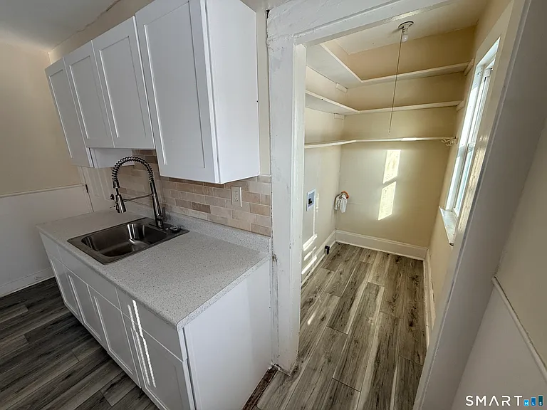 15-17 Beacon St #1 — Photo 4