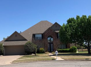 9005 N 135th East Ave, Owasso, OK 74055