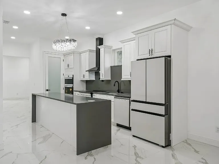 2816 Corrine St #1 — Photo 3